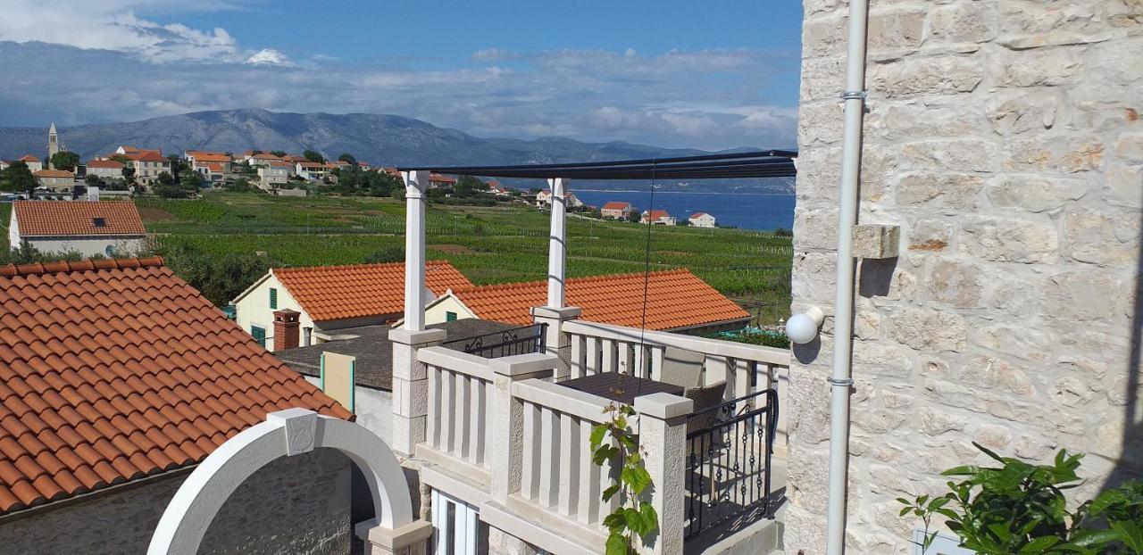 Stone House Apartments Didini Dvori Lumbarda Ngoại thất bức ảnh